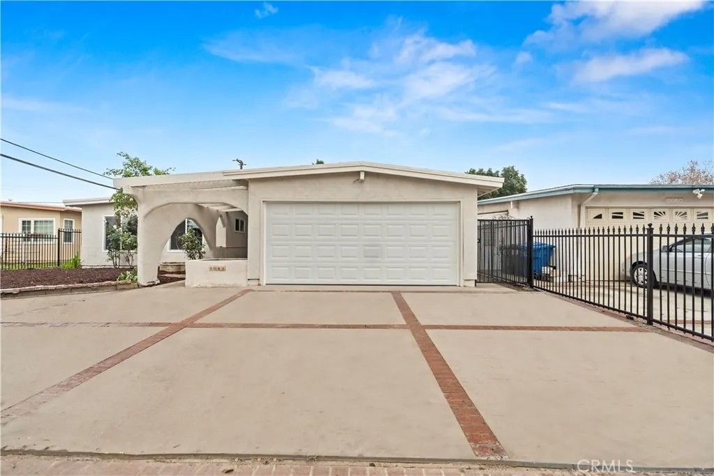 Photo of 1042 Vineland Ave, La Puente, CA 91746 (MLS # AR25279905)