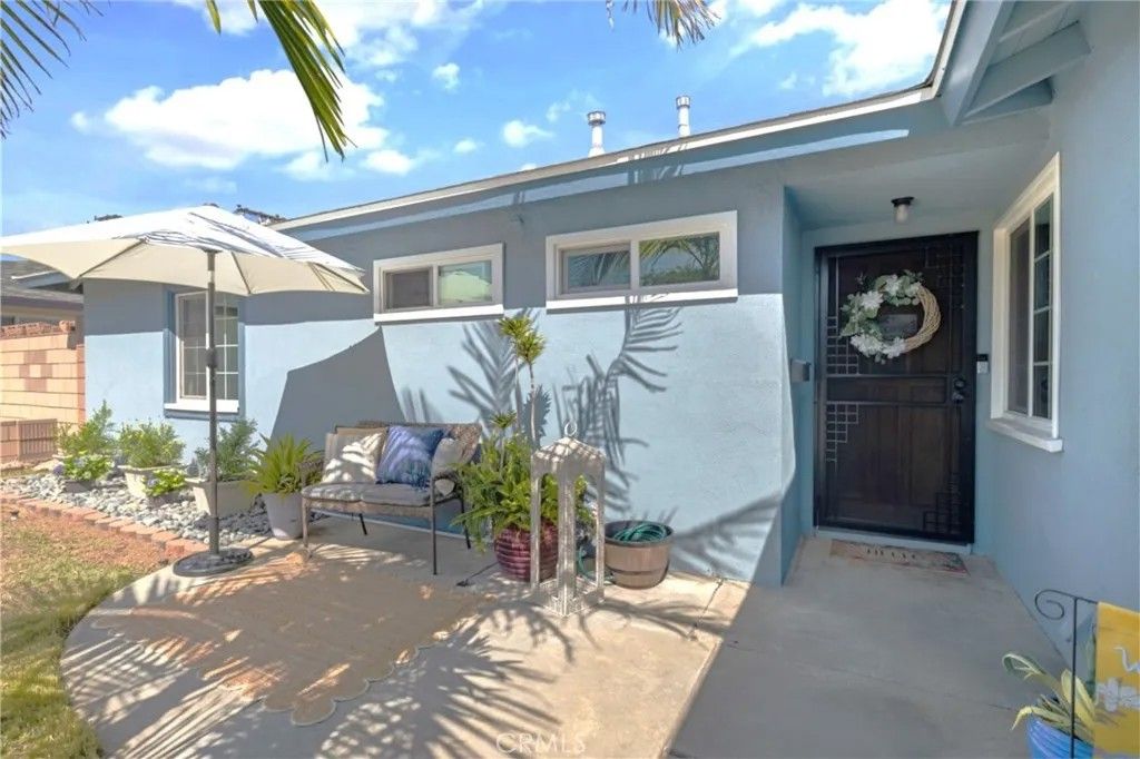 Photo of 11524 1st Ave, Whittier, CA 90604 (MLS # PW26090237)