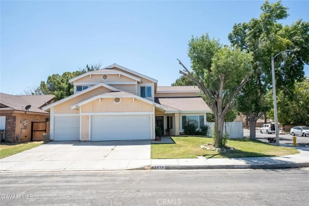 Photo of 43659 Serenity Court, Lancaster, CA 93535 (MLS # SR26127837)