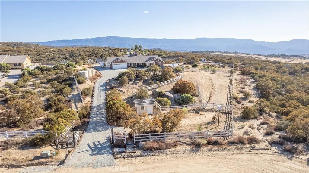 Photo of 49125 Sweepstakes Lane, Aguanga, CA 92536 (MLS # SW26201928)