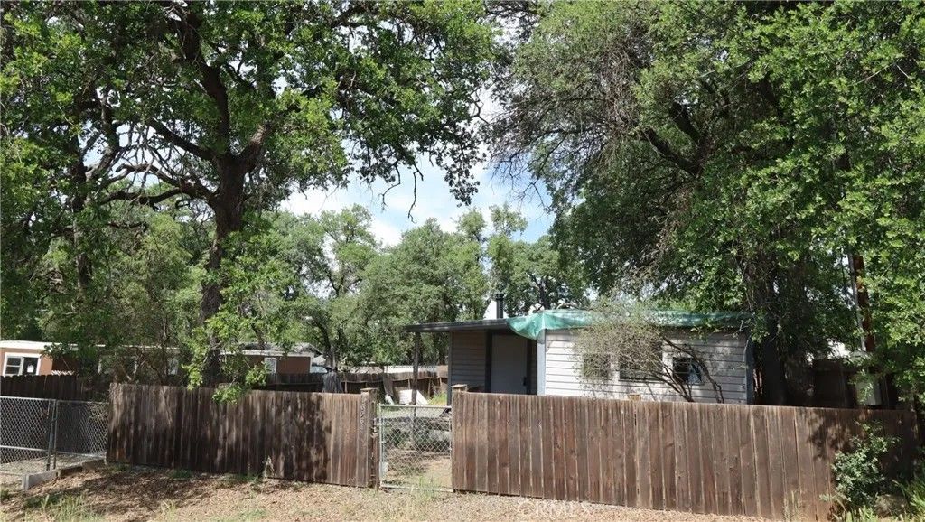 Photo of 16064 31st Ave, Clearlake, CA 95422 (MLS # LC26062723)