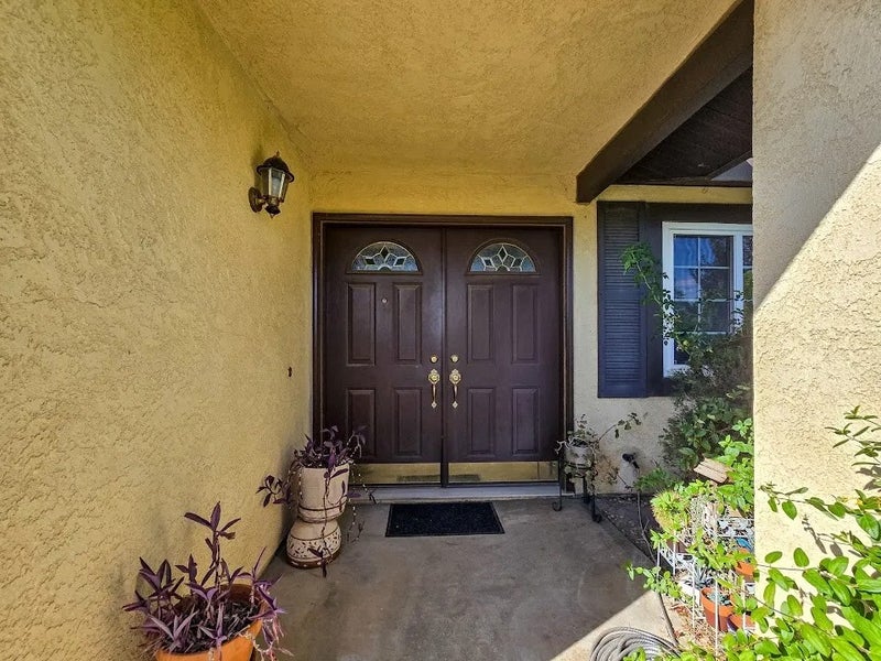 14760 Hopland