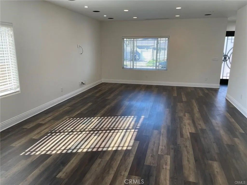 Photo of 17358 Martha Street, Encino, CA 91316 (MLS # SR26055730)