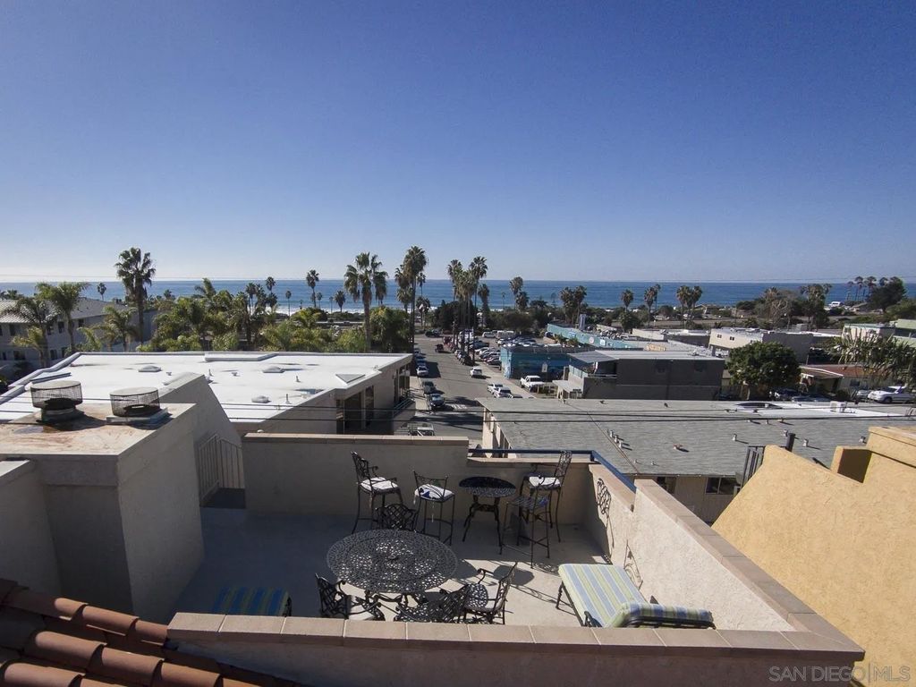 Photo of 2154 Manchester Avenue, Cardiff By The Sea, CA 92007 (MLS # 260001868)