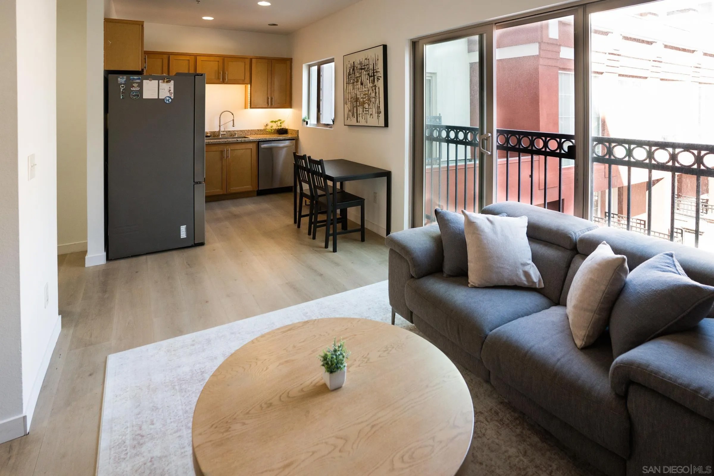 450 J St 4161