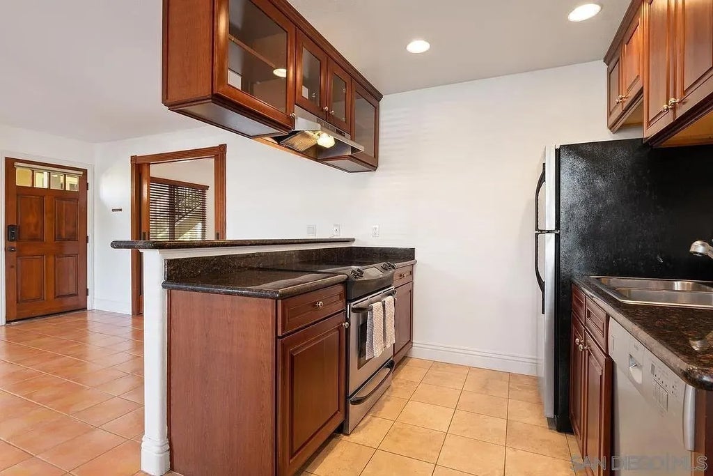 Photo of 8430 Via Mallorca #107, La Jolla, CA 92037 (MLS # 260022289)