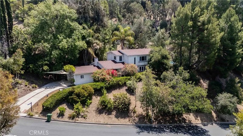 3636 Dellvale Place