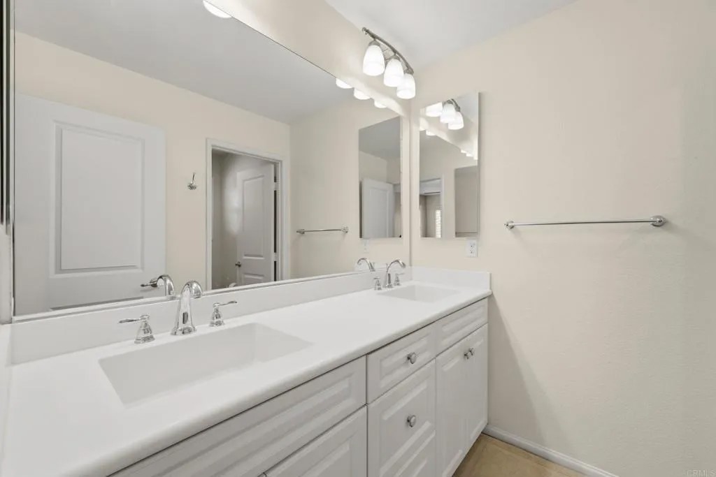 1884 Aquamarine Court 6