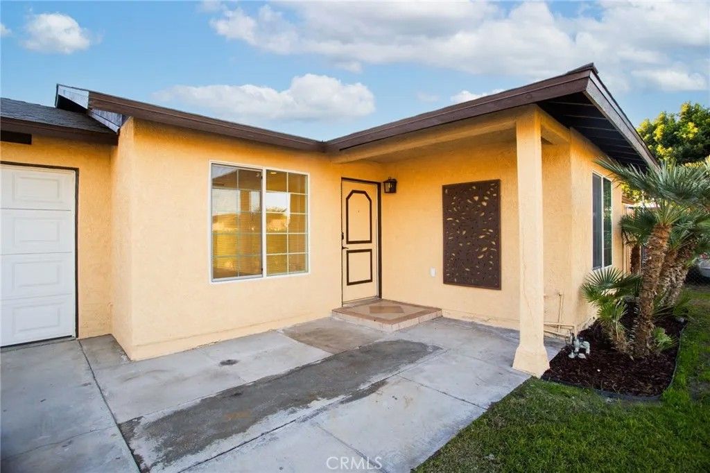 Photo of 84581 Via Hermosa, Coachella, CA 92236 (MLS # IV25270965)