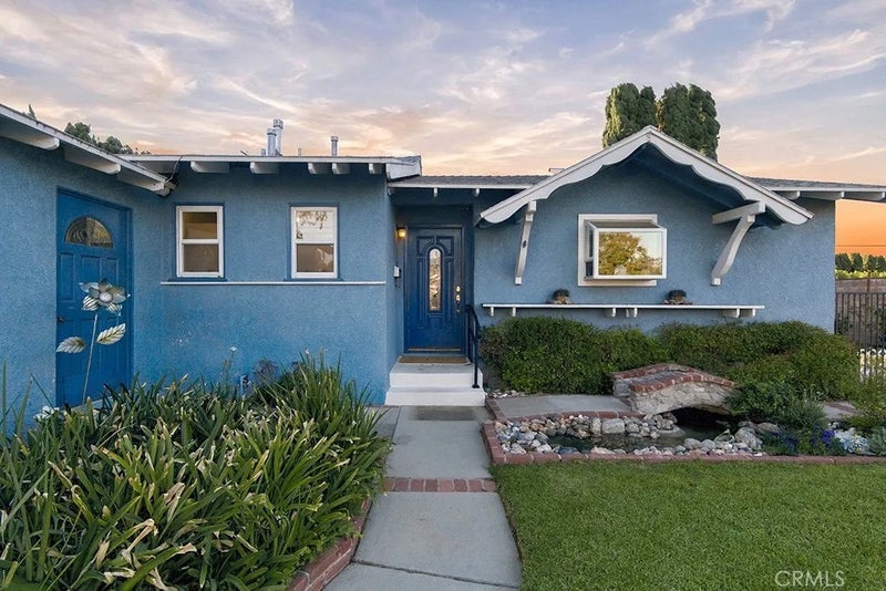 10623 Gothic Avenue