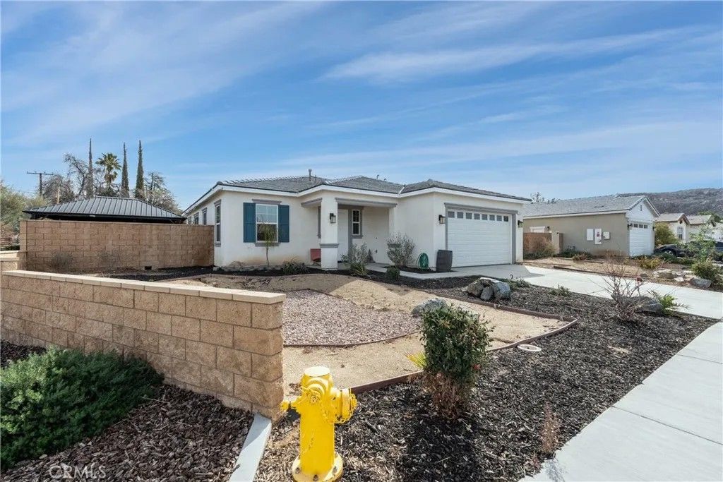 Photo of 27006 Madison Court, Hemet, CA 92544 (MLS # MB26088240)