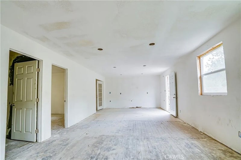 12055 Kagel Canyon