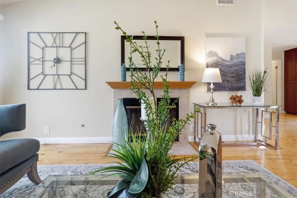 26342 Forest Ridge