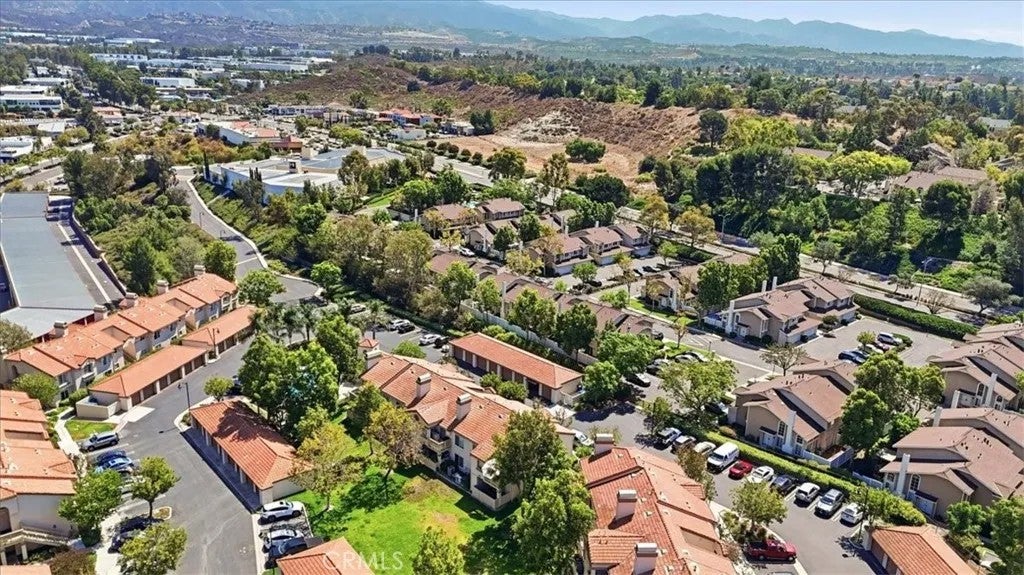 26342 Forest Ridge