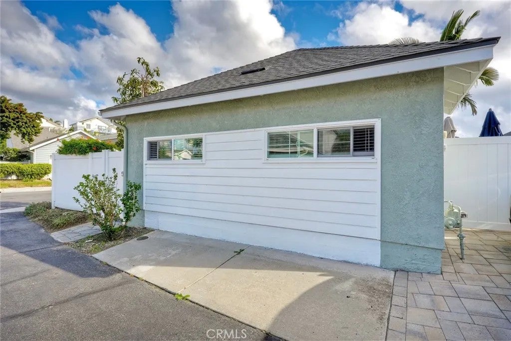 Photo of 6925 Quite Cove, Carlsbad, CA 92011 (MLS # ND26230838)