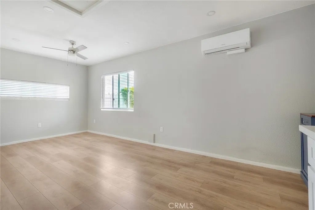 6925 Quite Cove