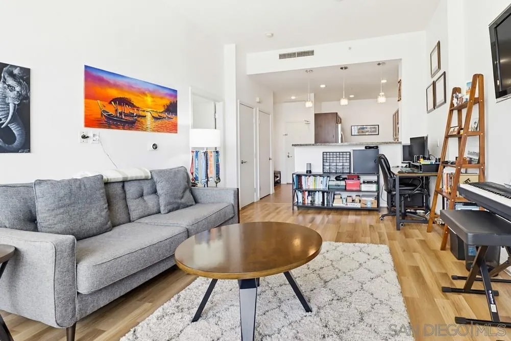 530 K St 1017