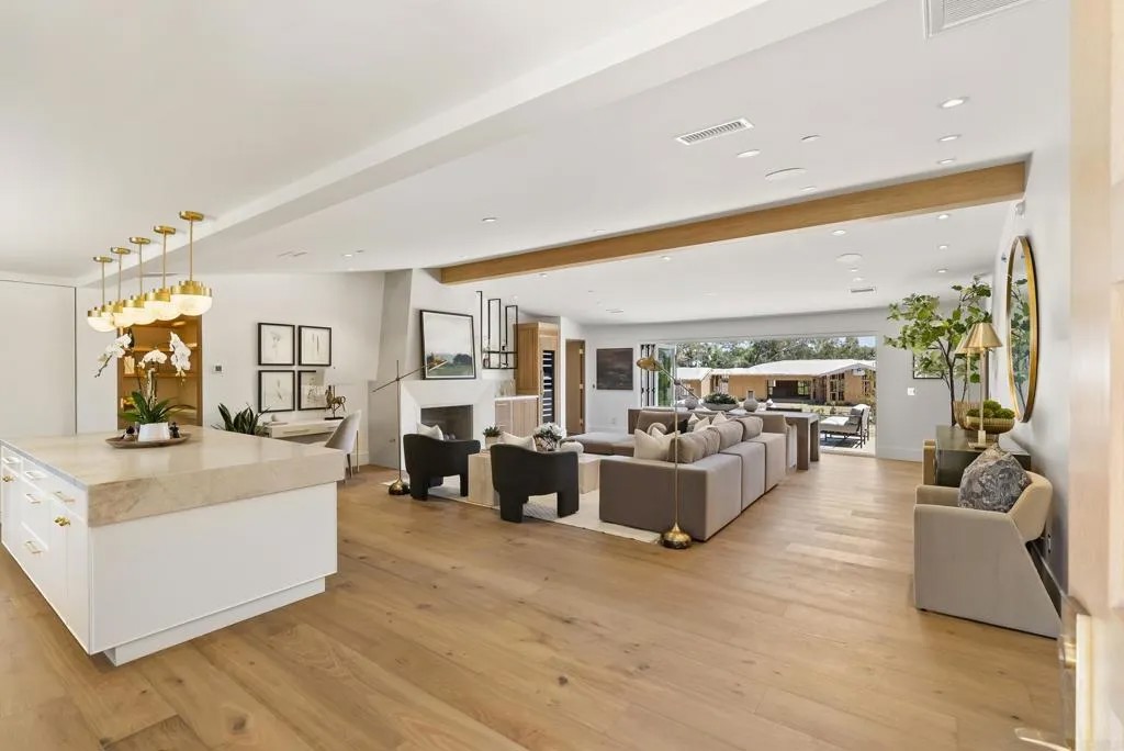 5927 Linea Del Cielo -Elm