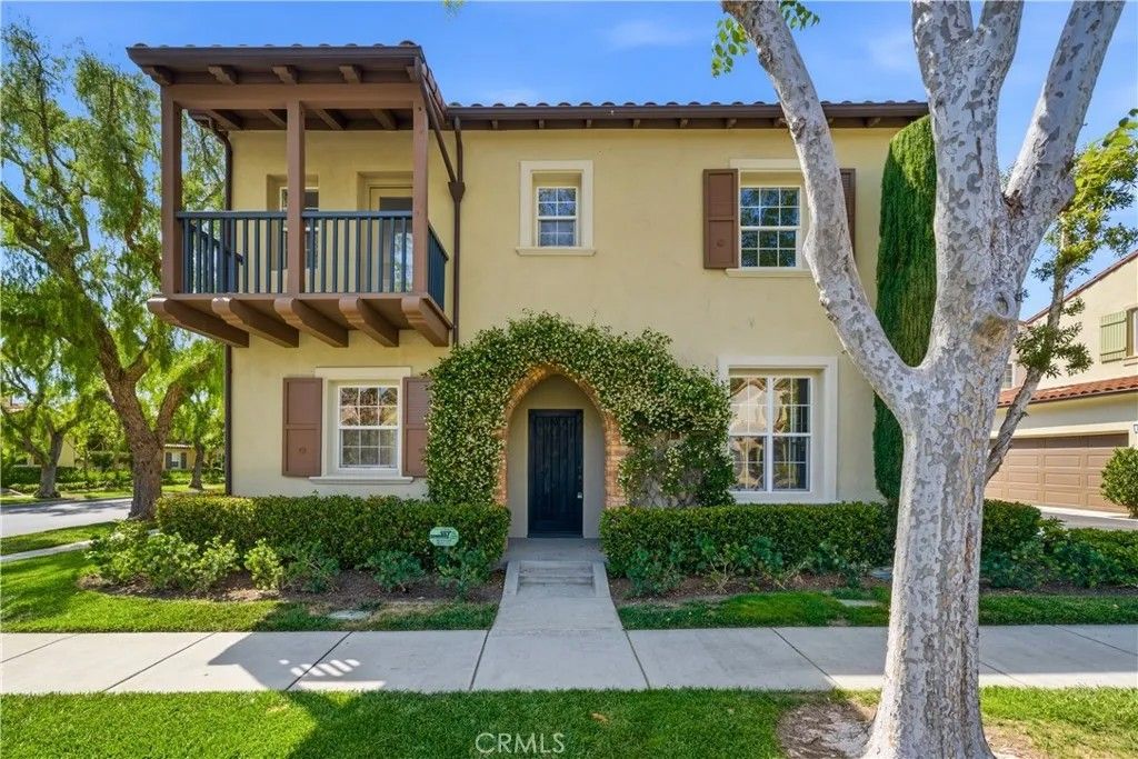 Photo of 33 Bower Tree, Irvine, CA 92603 (MLS # NP26088907)