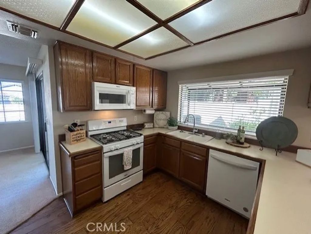 Photo of 61 Sparrow Court, Redlands, CA 92374 (MLS # IG26041140)