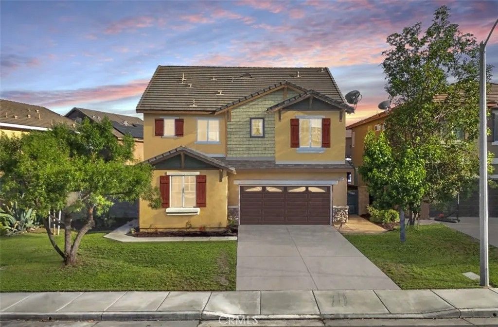 Photo of 31659 Rosales Avenue, Murrieta, CA 92563 (MLS # SW25220907)