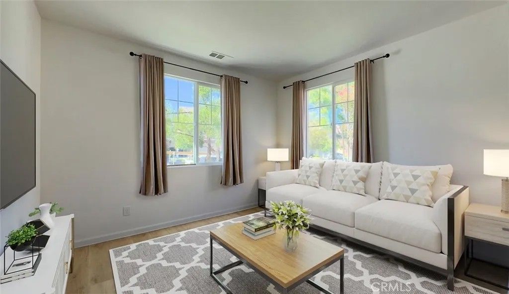 Photo of 31659 Rosales Avenue, Murrieta, CA 92563 (MLS # SW25220907)
