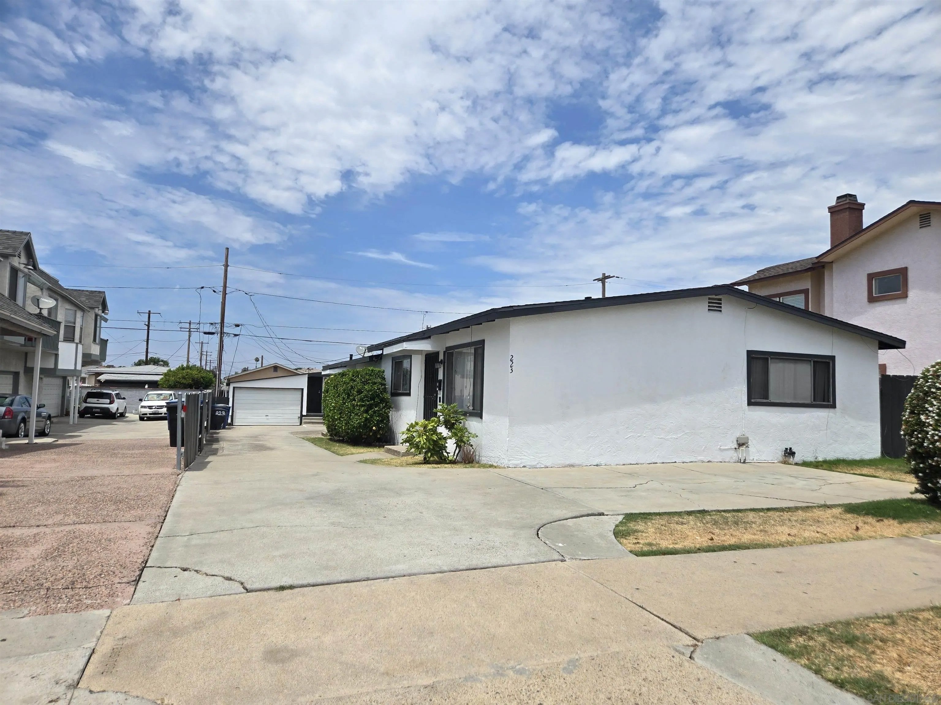 223 Madrona