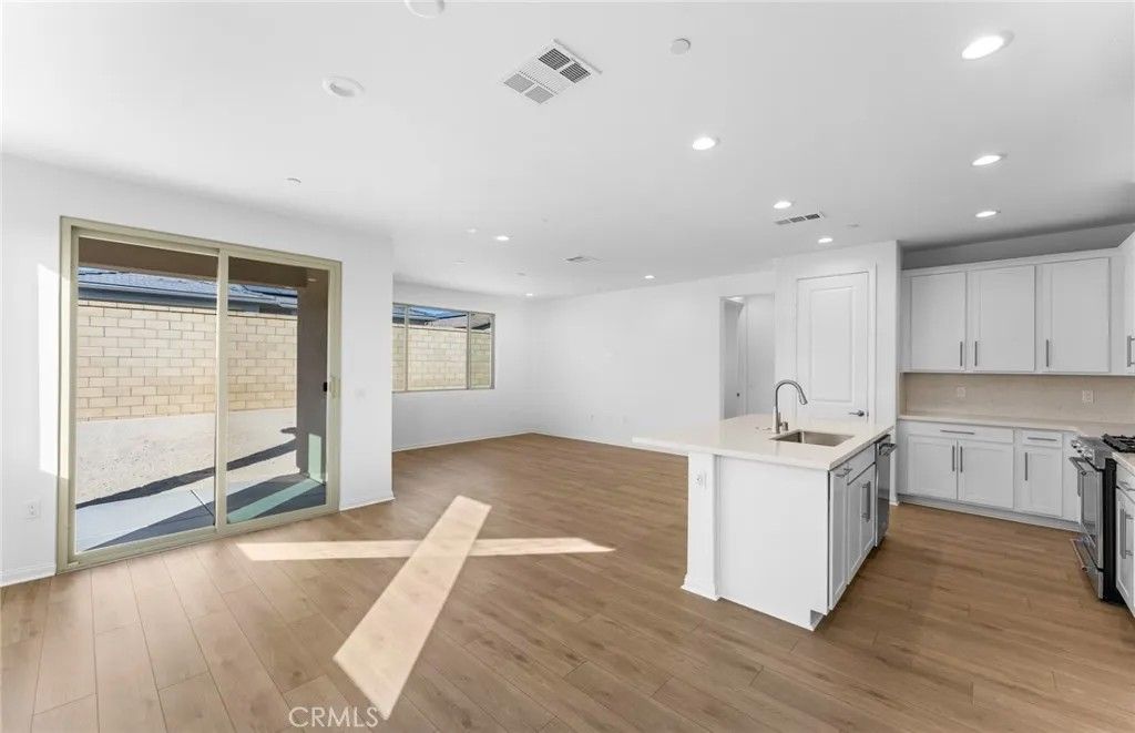 Photo of 73744 Palm Paradise Drive, Palm Desert, CA 92211 (MLS # IV26021069)