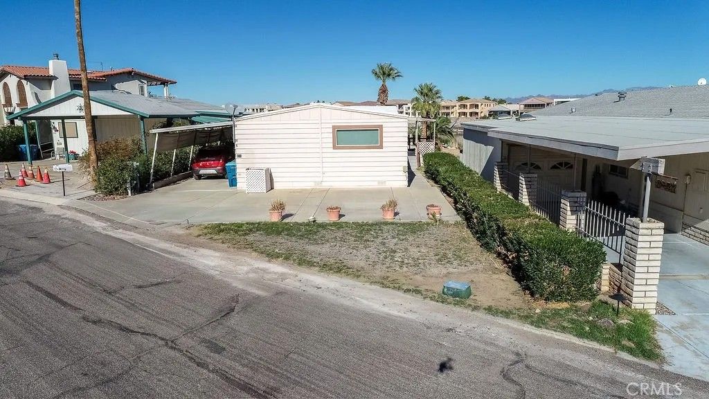 Photo of 696 Beach Dr, Needles, CA 92363 (MLS # JT25276368)