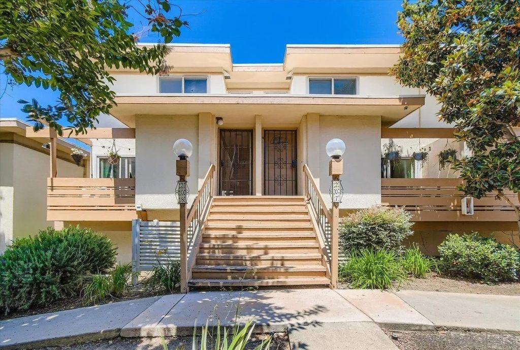 Photo of 2640 Worden St #207, San Diego, CA 92110 (MLS # 250043049)