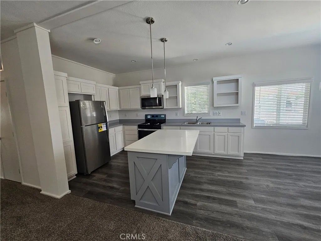 Photo of 999 S Santa Fe Ave #35, San Jacinto, CA 92583 (MLS # EV24138733)