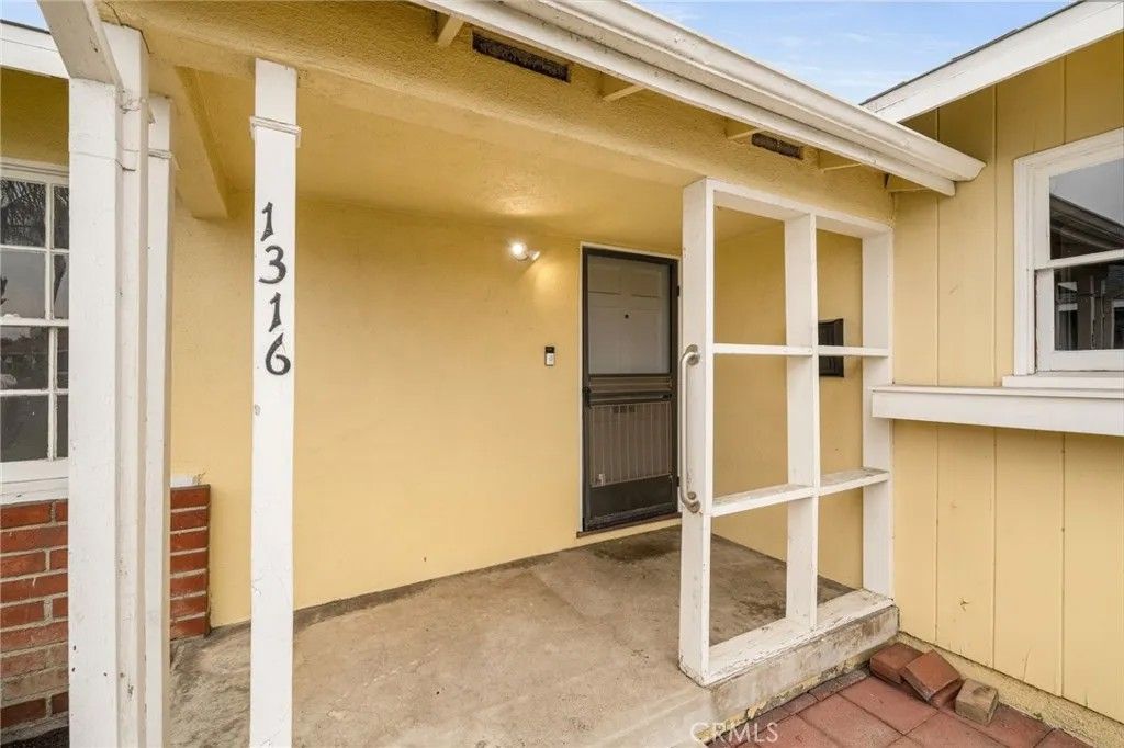 Photo of 1316 N East Street, Anaheim, CA 92805 (MLS # PW26002951)