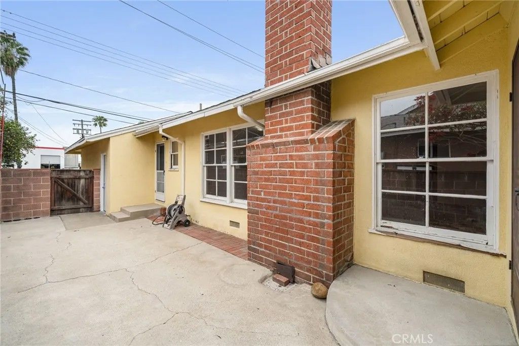 Photo of 1316 N East Street, Anaheim, CA 92805 (MLS # PW26002951)