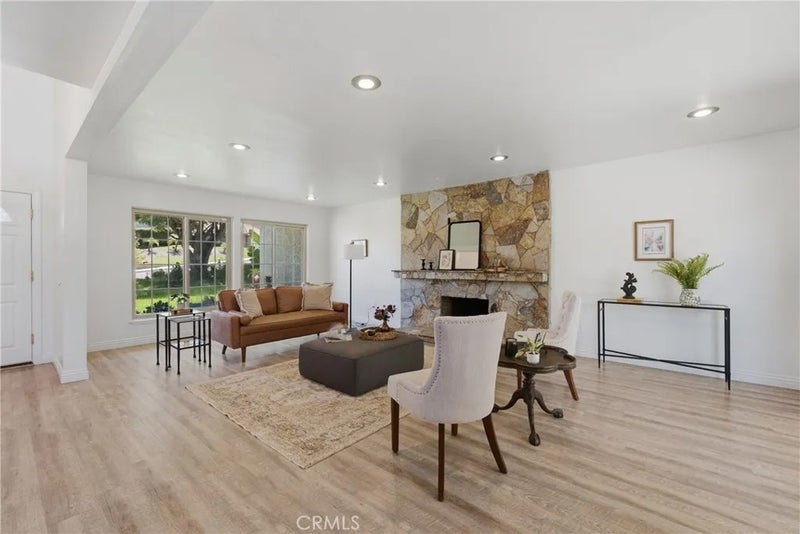 1453 Timberlane