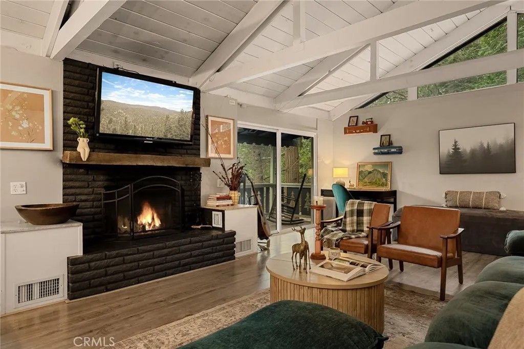 Photo of 26615 Sugar Cone Ln, Twin Peaks, CA 92391 (MLS # IG25280103)