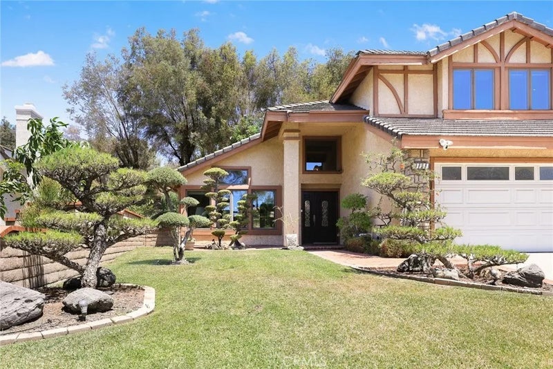 21111 Valleyview Drive
