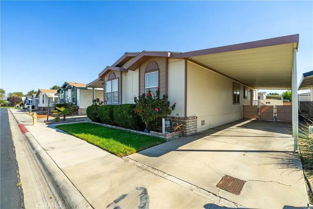 1501 E Avenue I 126