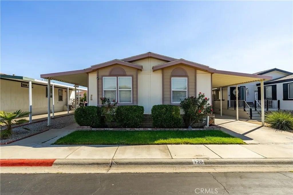 1501 E Avenue I 126
