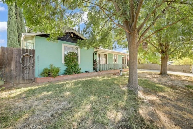 1623 Buchanan