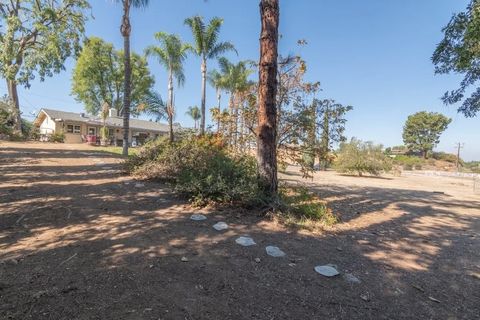 Tiny photo for 15250 Golden Star Ave, Riverside, CA 92506 (MLS # IV25244757)