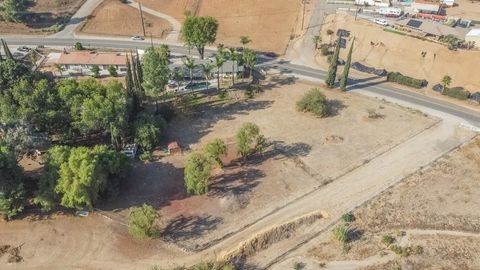 Tiny photo for 15250 Golden Star Ave, Riverside, CA 92506 (MLS # IV25244757)