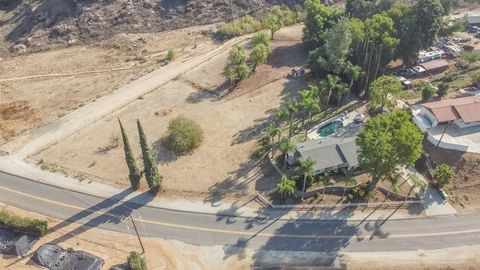 Tiny photo for 15250 Golden Star Ave, Riverside, CA 92506 (MLS # IV25244757)
