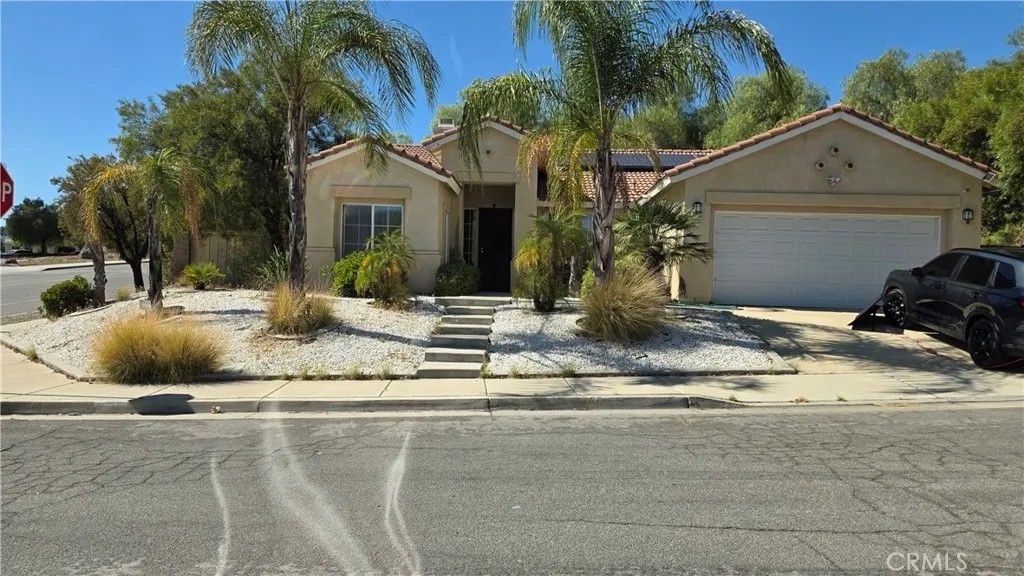 Photo of 31600 Saddle Ridge Drive, Lake Elsinore, CA 92532 (MLS # IV25247503)