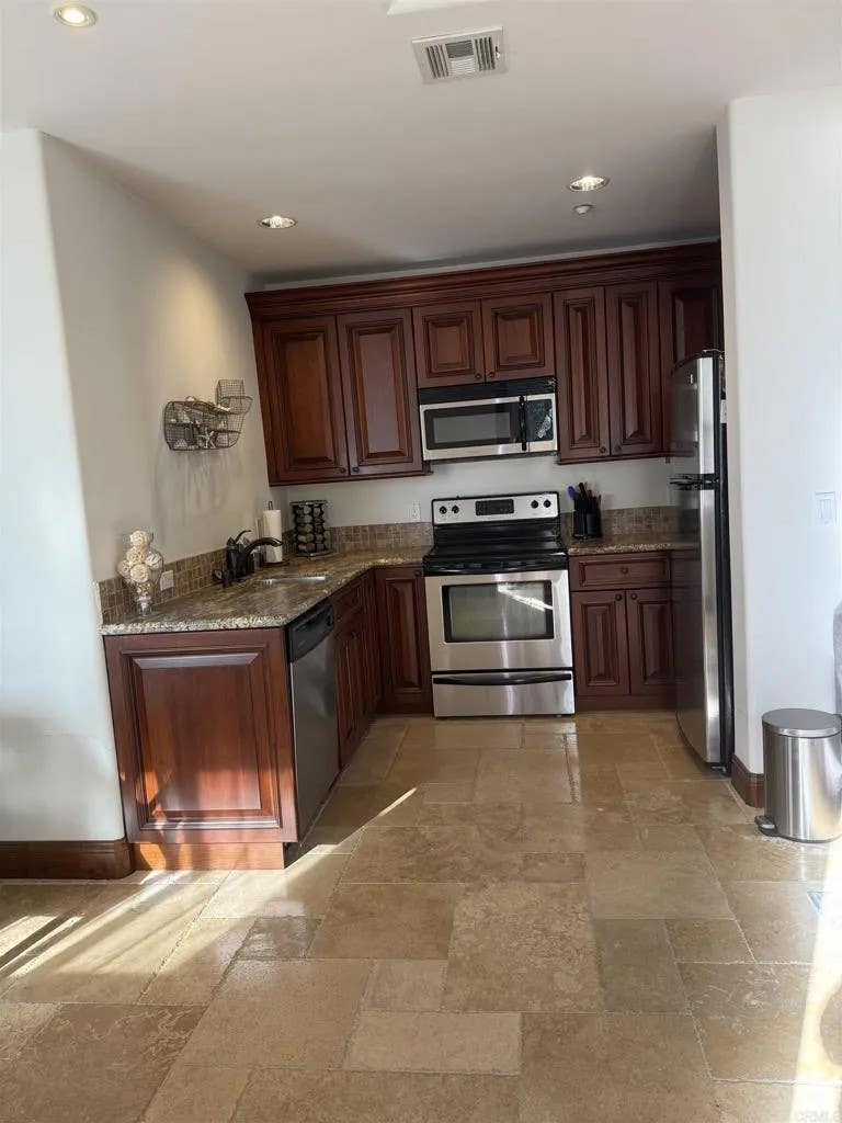 Photo of 1550 Summit AVE, Cardiff By The Sea, CA 92007 (MLS # NDP2605281)