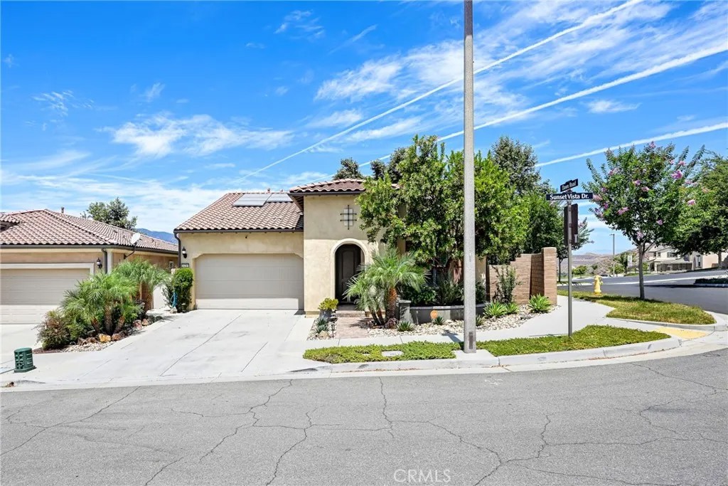 24285 Sunset Vista