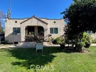 1173 W 39th Place