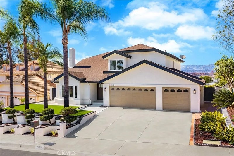 22105 Birds Eye Dr