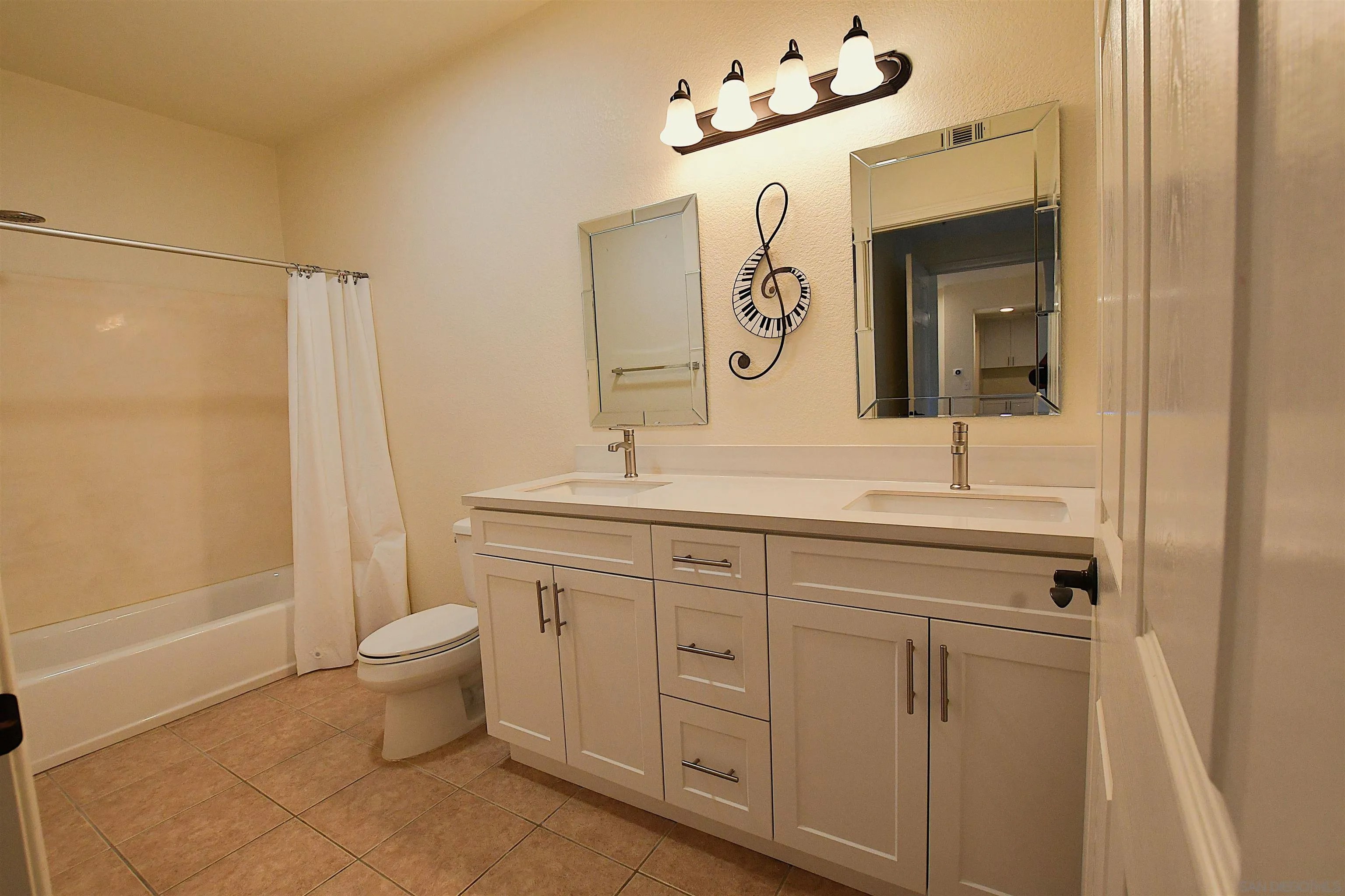 7677 Mission Gorge Rd 141