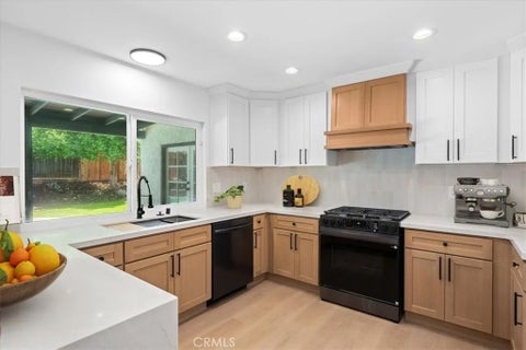 Photo of 2463 Falling Oak DR, Riverside, CA 92506 (MLS # IV26155818)