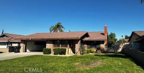 Tiny photo for 3635 Courbette Dr, Riverside, CA 92503 (MLS # CV25252035)
